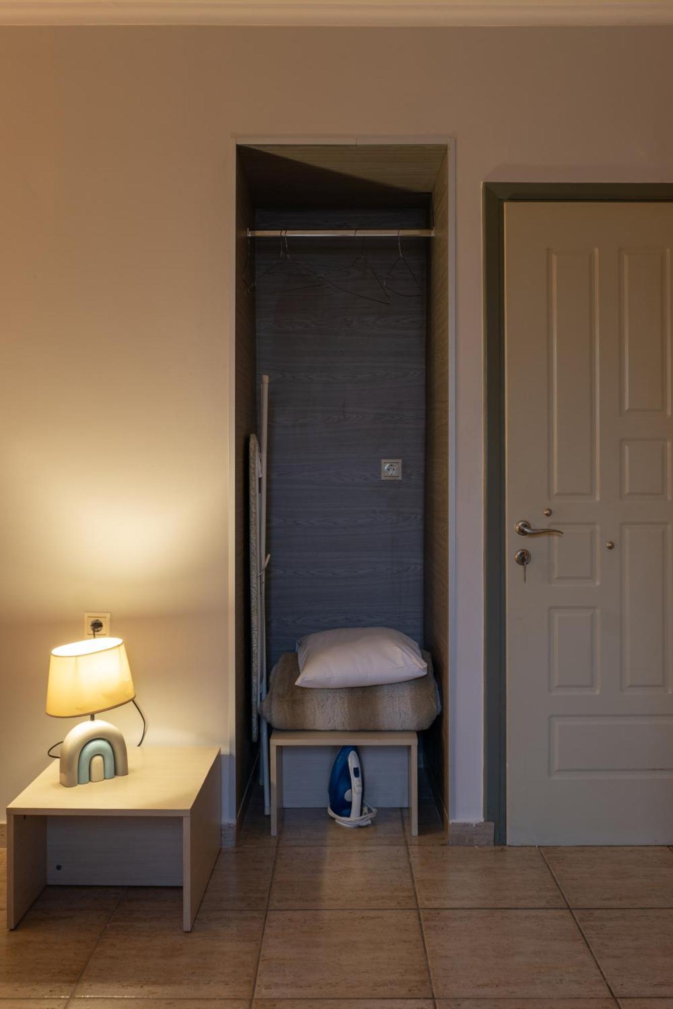 Central Studio - Fully Equiped. Ideal For Couples 帕特雷 外观 照片